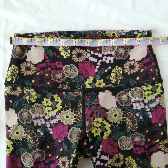 Lululemon Wunder Under High Rise 21" Crop Leggings Floral Fluorolace Multi 4 - Picture 13 of 15